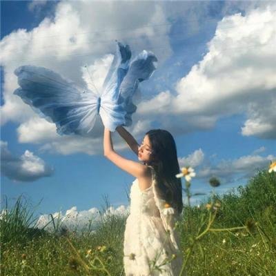 星二代恋爱脑怒怼网友，评论区两极分化，一夜之间引热议